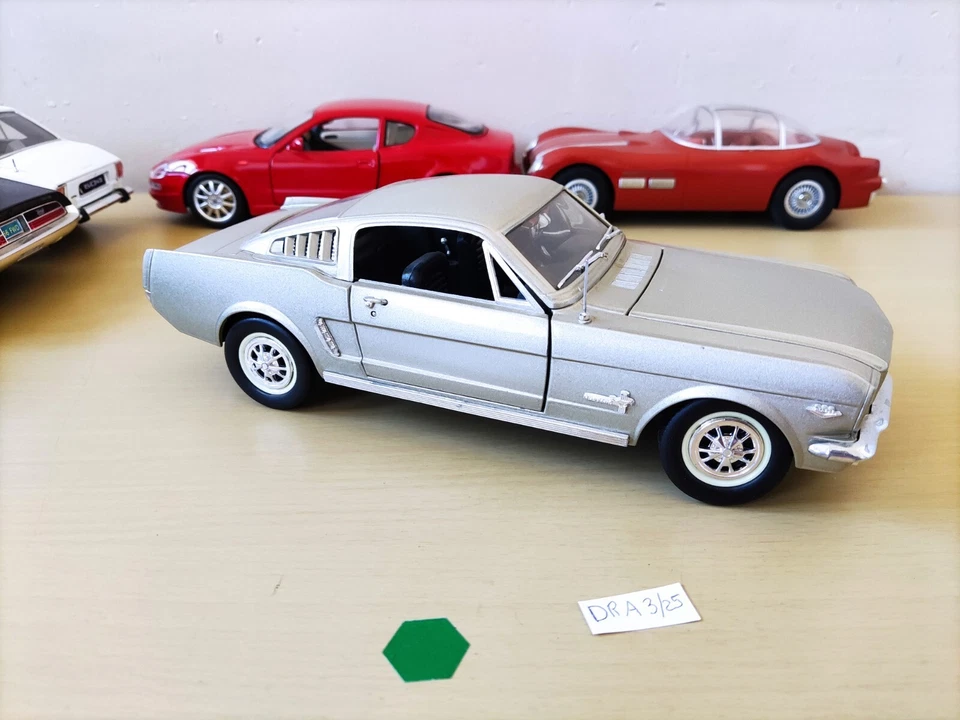 SOLIDO, FORD MUSTANG 1965, 1/18e - Photo 2/3