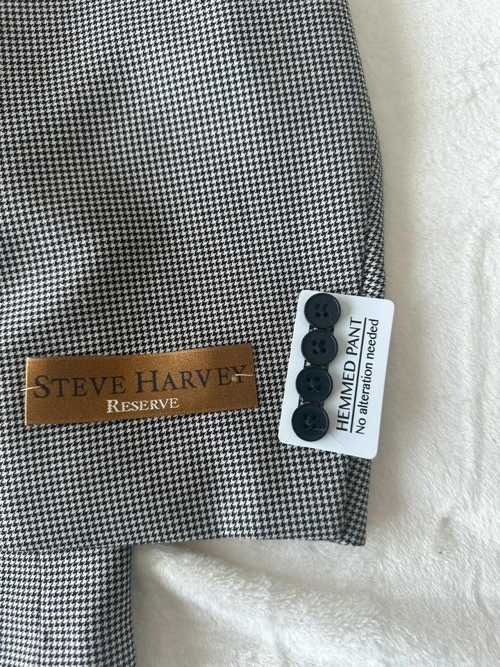 Nuevo con etiquetas Traje Chaqueta Steve Harvey Reserve 46R, Gris/Negro y Blanco A Cuadros. Foto 3 de 4