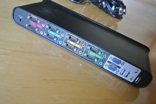 Belkin SOHO F1DH104L 4 Port KVM Switch, VGA Monitor Setup - Comes with 3 Cables - Picture 2 of 5