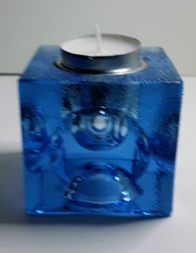 Vintage cornflower blue solid glass dimpled cube tealight holder votive - Picture 2 of 6