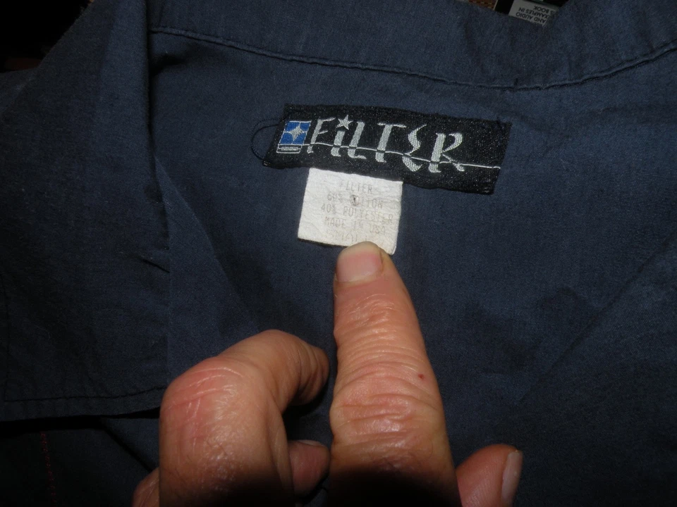 Camisa De Colección FILTRO Azul Medieval León Botón Frontal Para Hombre Pequeña Hecha en EE. UU. Genial Foto 2 de 4