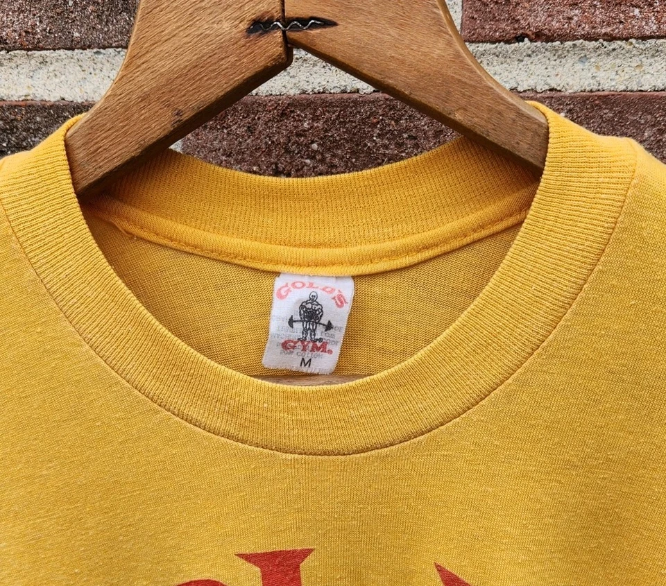 Camiseta amarilla rara GG Tag vintage años 70 80 Gold’s Gym California talla M Foto 2 de 4