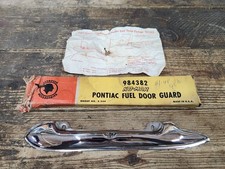 Nos Gm 1949-50 Pontiac Chrome Gas Fuel Door Guard Chieftan Starchief Accessory