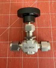 Whitey Swagelok SS-1KS4 Stainless Steel Integral Bonnet Needle Valve