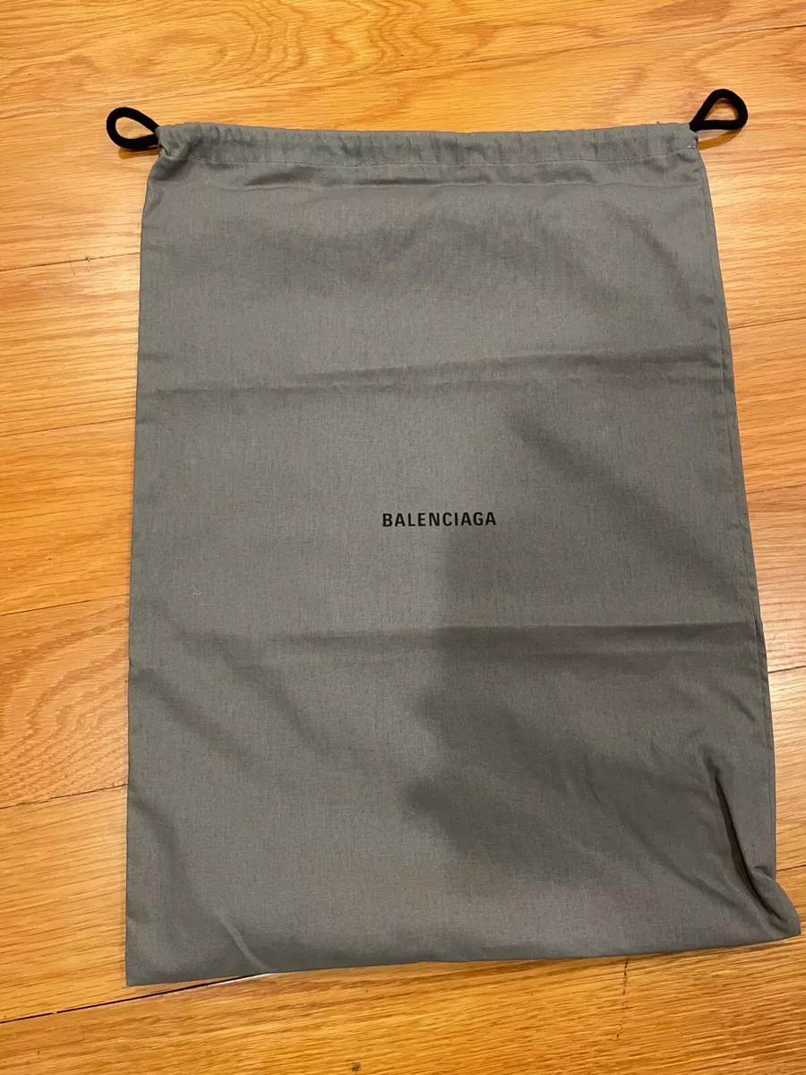 Balenciaga dust bag outlet grey