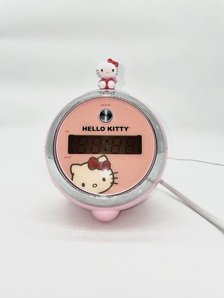 Reloj despertador vintage Hello Kitty rosa radio AM FM proyección pantalla de tiempo LED Foto 2 de 4