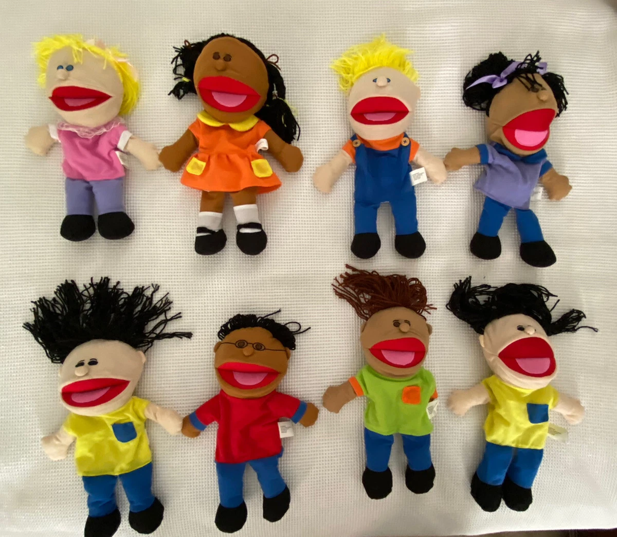 Childrens hand puppets 2025