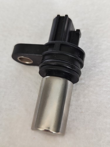 Aus einer Werkstattauflösung: Nockenwellensensor 1440-15