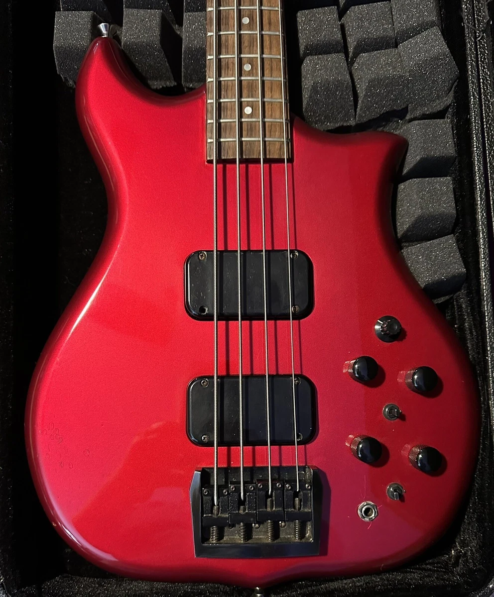 Kawai on sale bass guitar