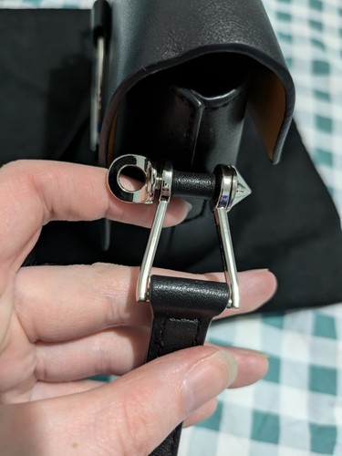 **GREAT CONDITION** Nakedvice Black Bag - Picture 4 of 11
