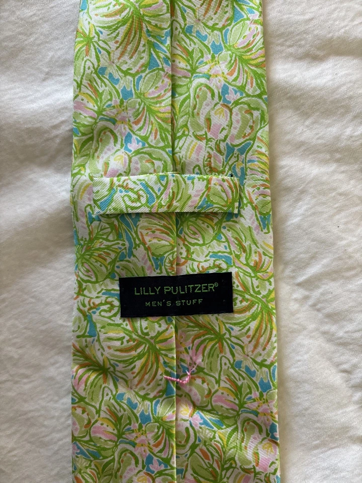 CORBATA HOMBRE LILLY PULITZER Estampado Botánico Verde y Azul 100% Seda Hecha en EE. UU. Foto 3 de 4