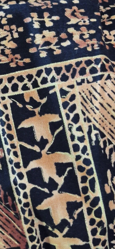 Acolchado en Blanco 2 Yd (+5") X 42" Estampado Geométrico, Negro y Ombre Marrón Tostado Foto 4 de 4