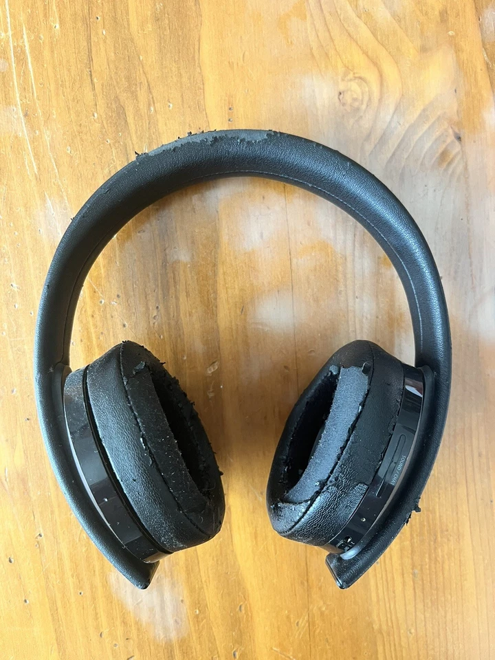 Sony Gold Cuffie Wireless per Sony PlayStation 4 - Neri (9455165) - Immagine 3 di 4