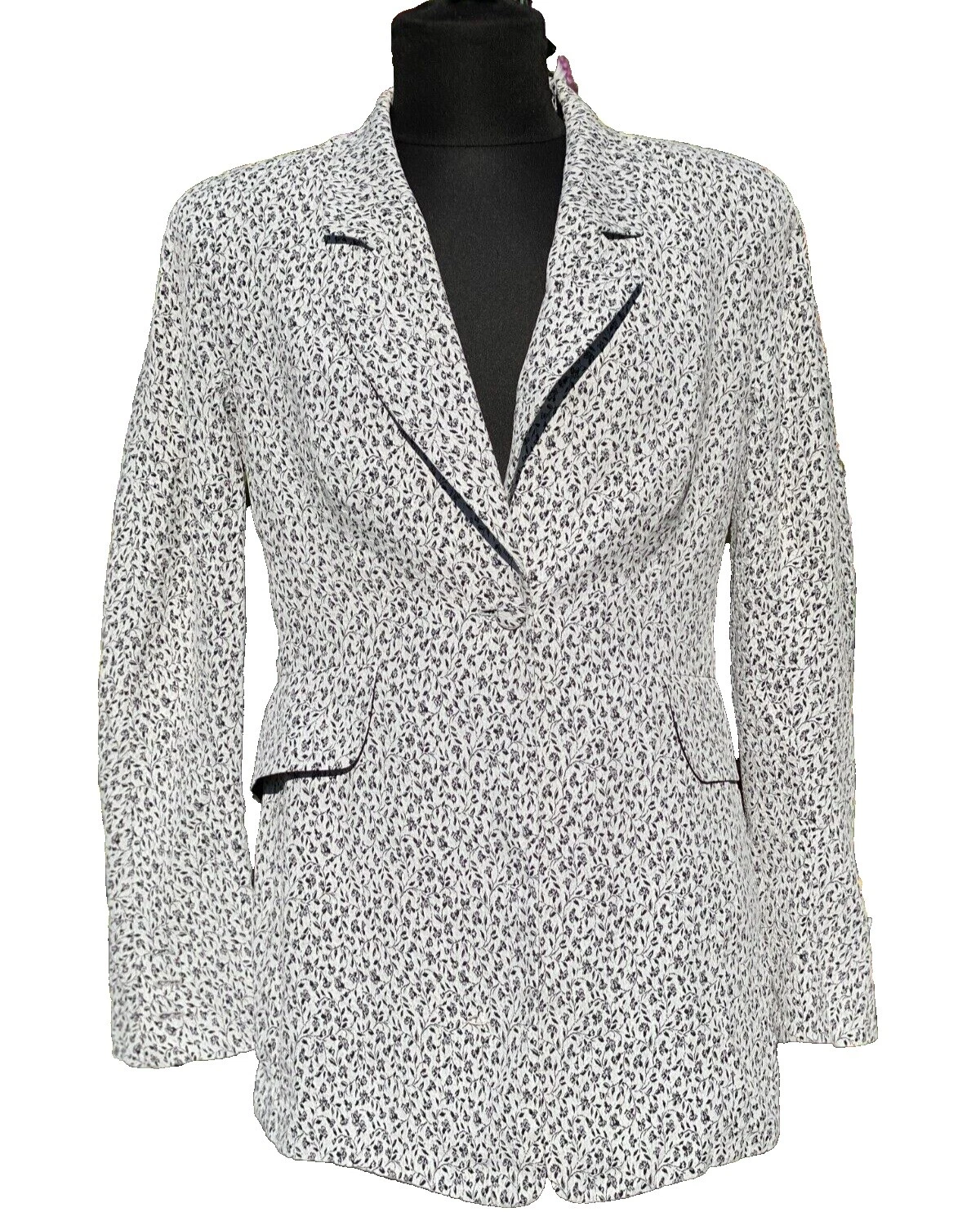 Женские блейзеры Fendi