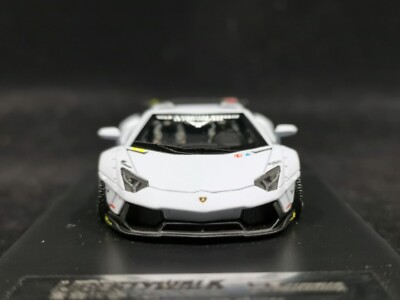 1:64 Liberty Walk LB works Lamborghini Aventador LP700-4