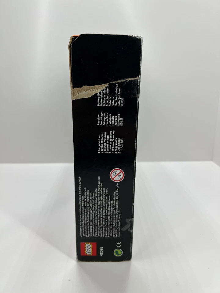 Lego Technic: Remote Controlled Stunt Racer 42095 New Retired Opened Damaged Box - Image 3 of 4