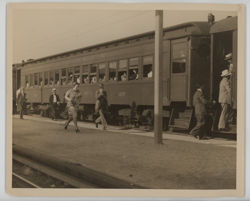 Vintage 1920s-30s Long Island Railroad Long Beach Stn. Catching the Train Photo