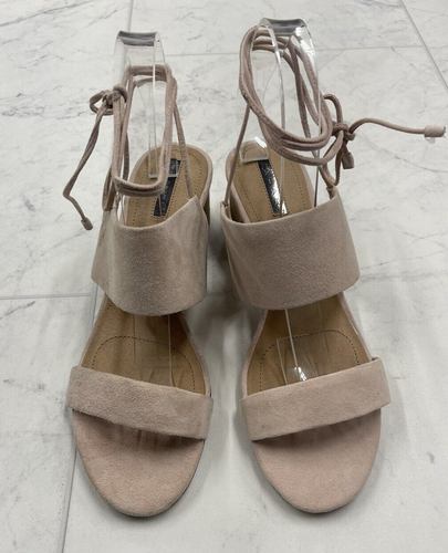 NIB Tahari Ta-Doe Heeled Sandal In Ballet Pink Size:9 - Picture 2 of 6