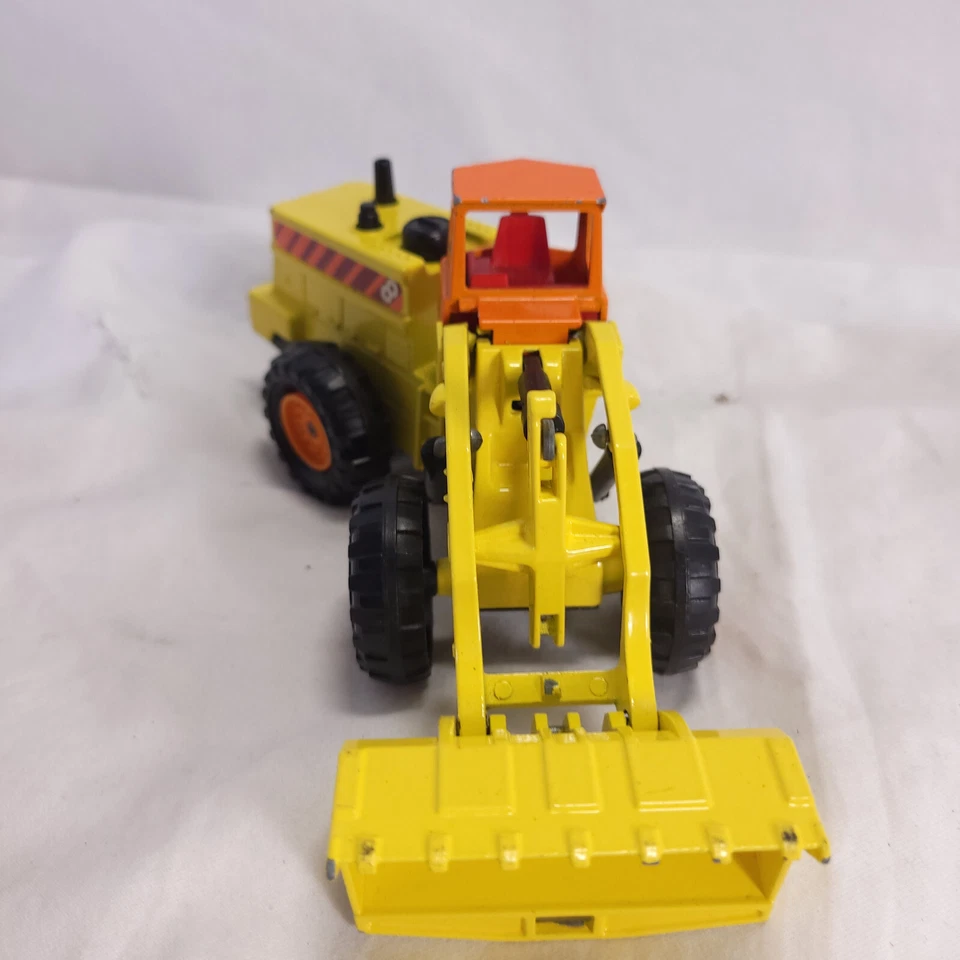 Vintage Majorette Articulated Front End Loader 1/56 Scale VGC Free Shipping - Image 4 of 4
