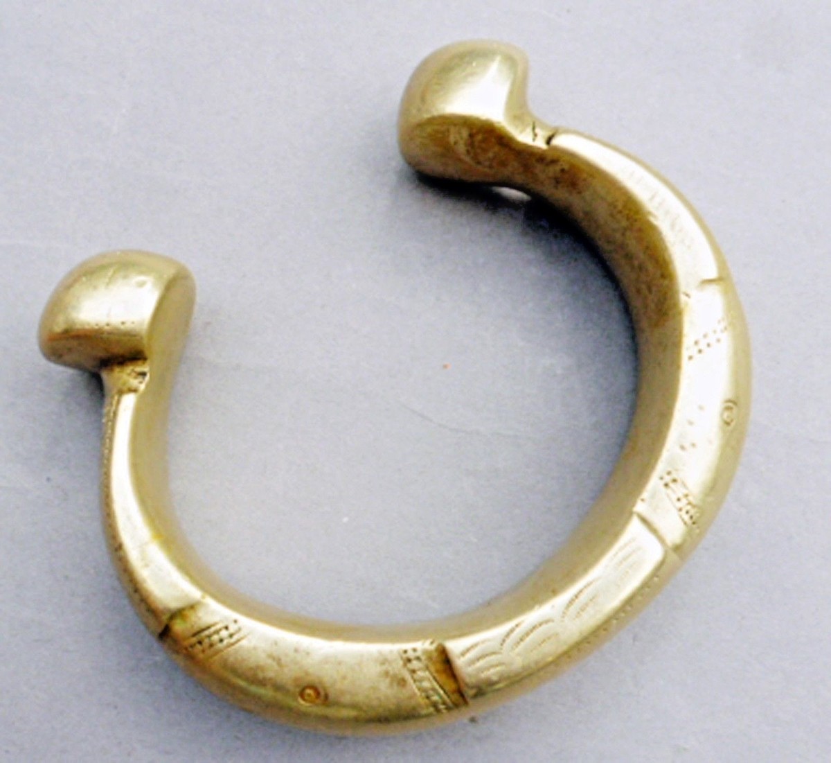 AFRICAN JEWELRY TRADE CURRENCY BRASS ALLOY METAL JEWELRY BRACELET TUAREG  NIGER