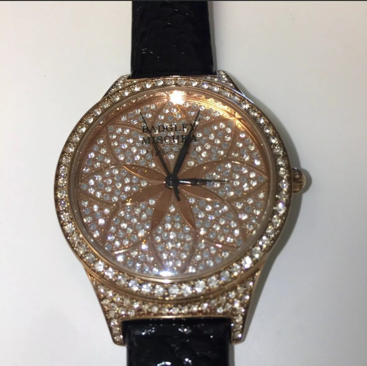 BADGLEY MISCHKA ROSE GOLD CRYSTAL WATCH BLACK PATENT LEATHER  display picture 1