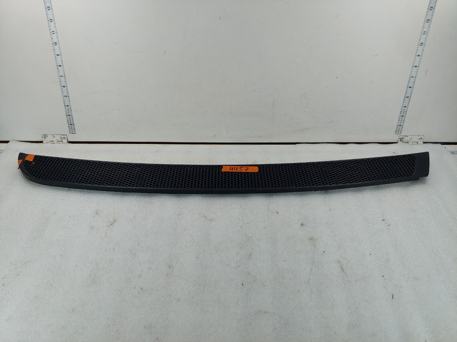 Ferrari 360 Modena/Challenge LH-Rear Tailgate Grille OEM 65307400