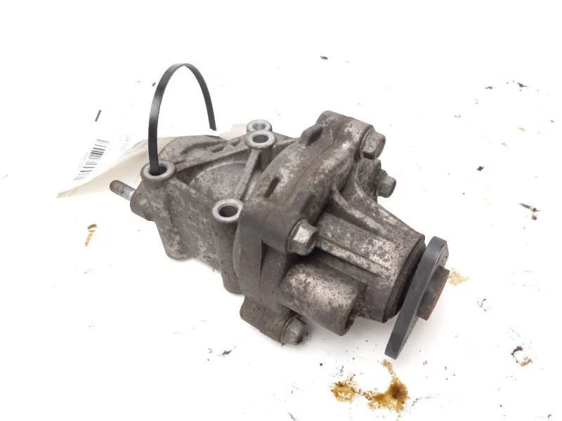 2010 MITSUBISHI OUTLANDER WATER PUMP - Image 3 of 4