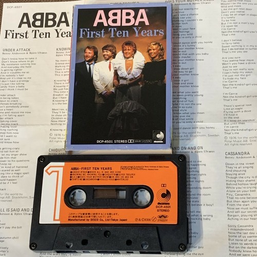 CASSETTE ABBA First Ten Years JAPON - SEULEMENT DCP-4501 avec ÉTUI À GLISSEMENT + INSERT - Photo 1/8