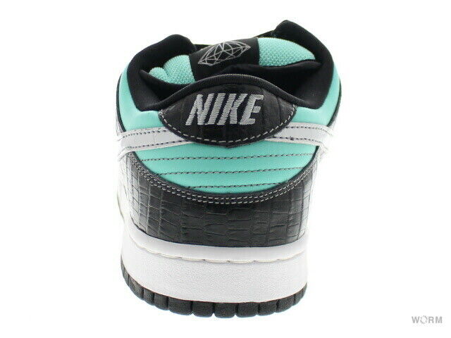 Size 9 - Nike SB Dunk Low Pro x Diamond Supply Co. Tiffany Size 9 - Nike SB Dunk Low Pro x Diamond Supply Co. Tiffany