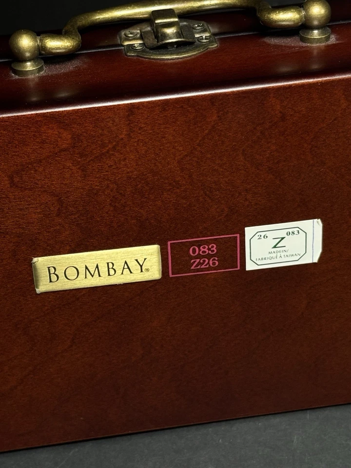 Bombay Executive Travel Mini Golf Putter Set with Cherry Wood Case Portable - Image 2 of 4