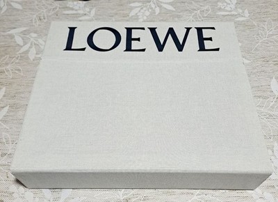 LOEWE art collection box #b706b0
