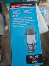 Makita DMR055 Camping Lantern Torch - Black/Green