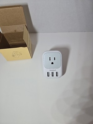 Tessan TS-161-US Outlet Plug Adapter with USB Ports White