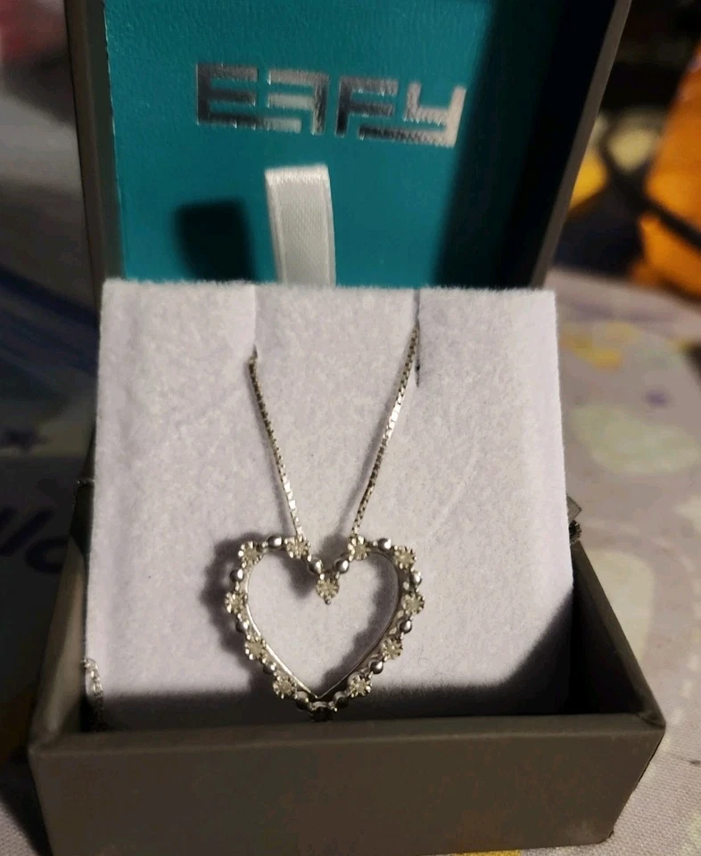 Corazón de diamante Effy de 1/10 quilates, plata de ley Foto 2 de 4