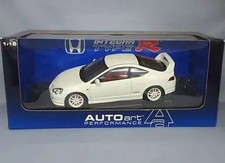 AutoArt 1/18 Honda Integra Type R White Diecast Model Car 73241