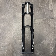 rockshox boxxer forks 27.5 20x110 200mm