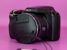 Fujifilm FinePix S4200 14MP Digital Camera - Black - Tested  Working