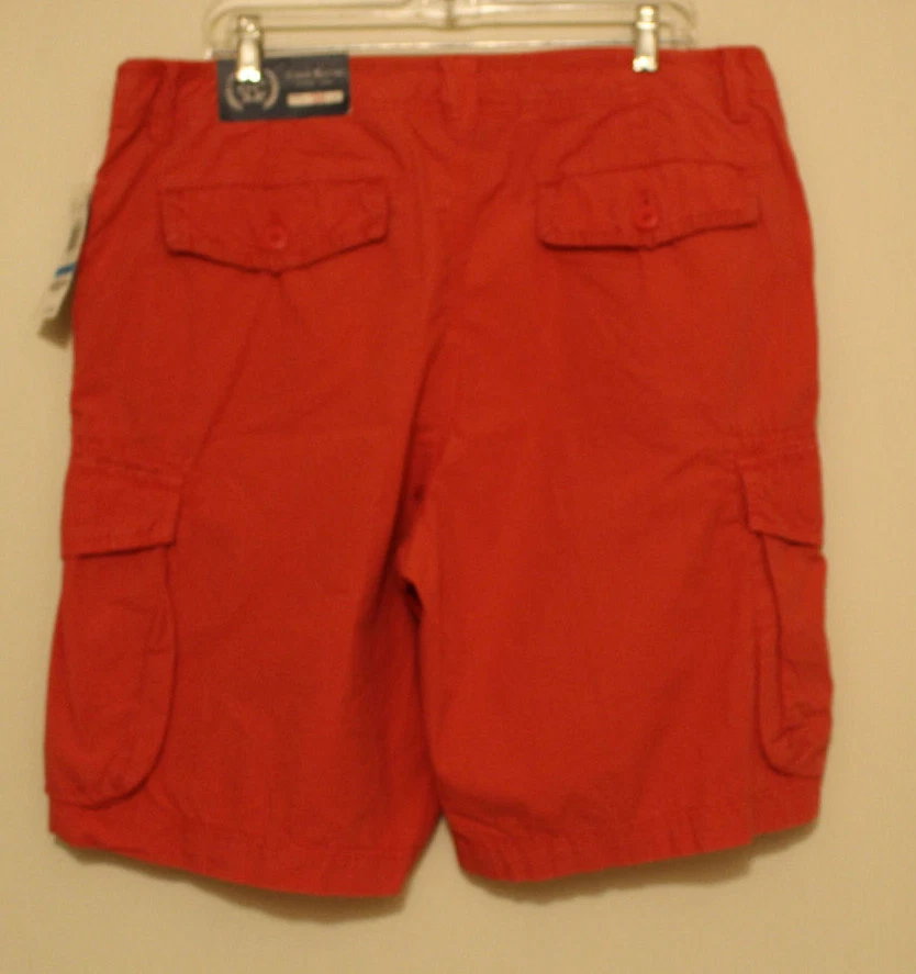 NOVO COM ETIQUETAS Shorts Masculino Vermelho por Club Room Cintura 36"   - Imagem 2 de 4