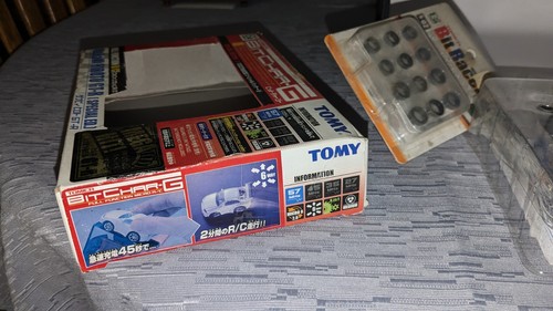 Coche de radiocontrol Xanavi Hiroto Tomica TOMY BIT CHAR-G GT-R en caja Plus - Imagen 9 de 11