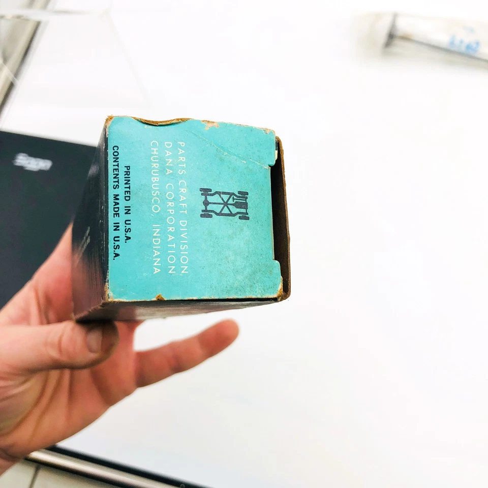 NAPA 211-2023 Exhaust Valve New Old Stock NOS For Jeep 1381657 350 V8 Engine Foto 4 de 4