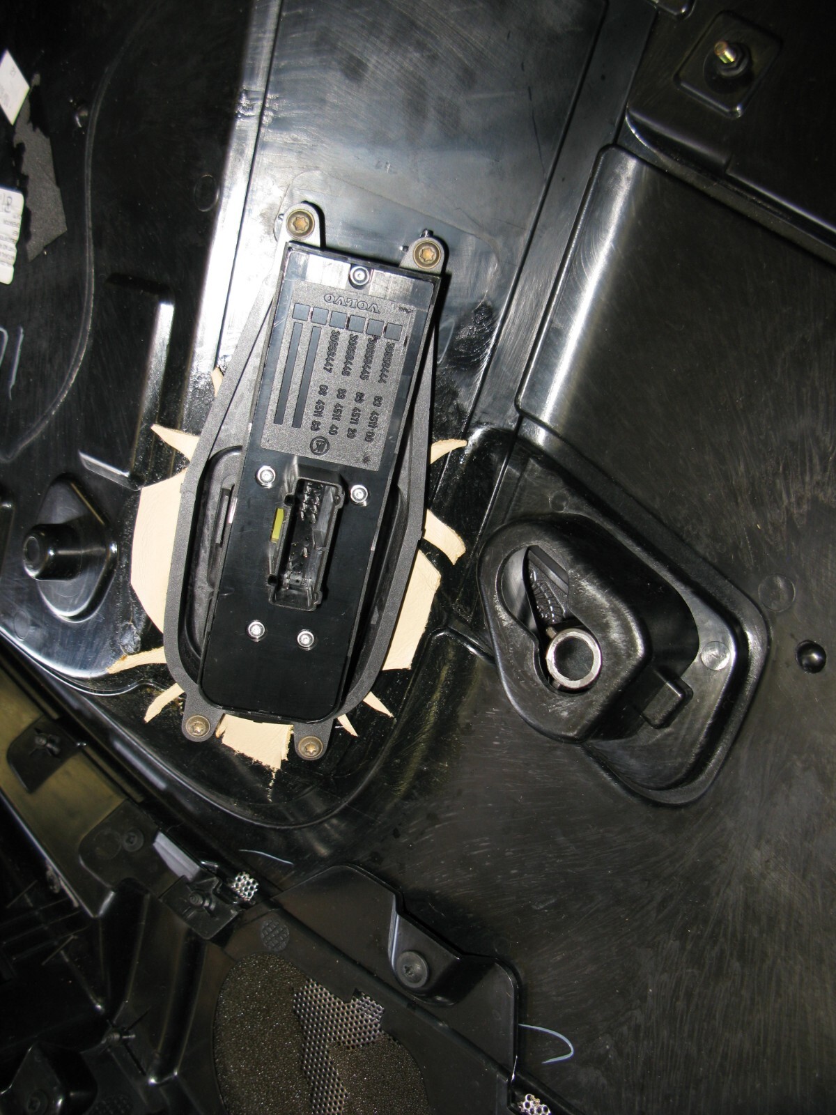 Aston Martin DB9 Left Door Panel 4G4323937ACW