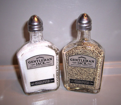 Gentleman JACK DANIELS Whiskey Salt & Pepper Shakers Rare 50ml Glass Bottles 4''