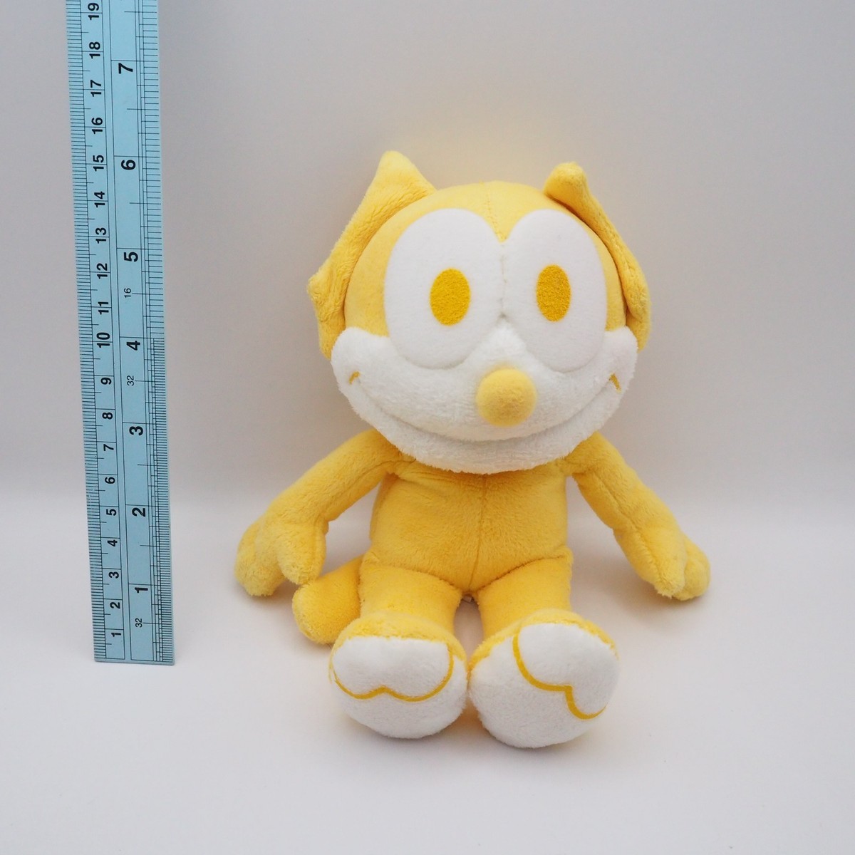 D0709B Felix the cat SEGA 2005 Yellow Plush Stuffed 7