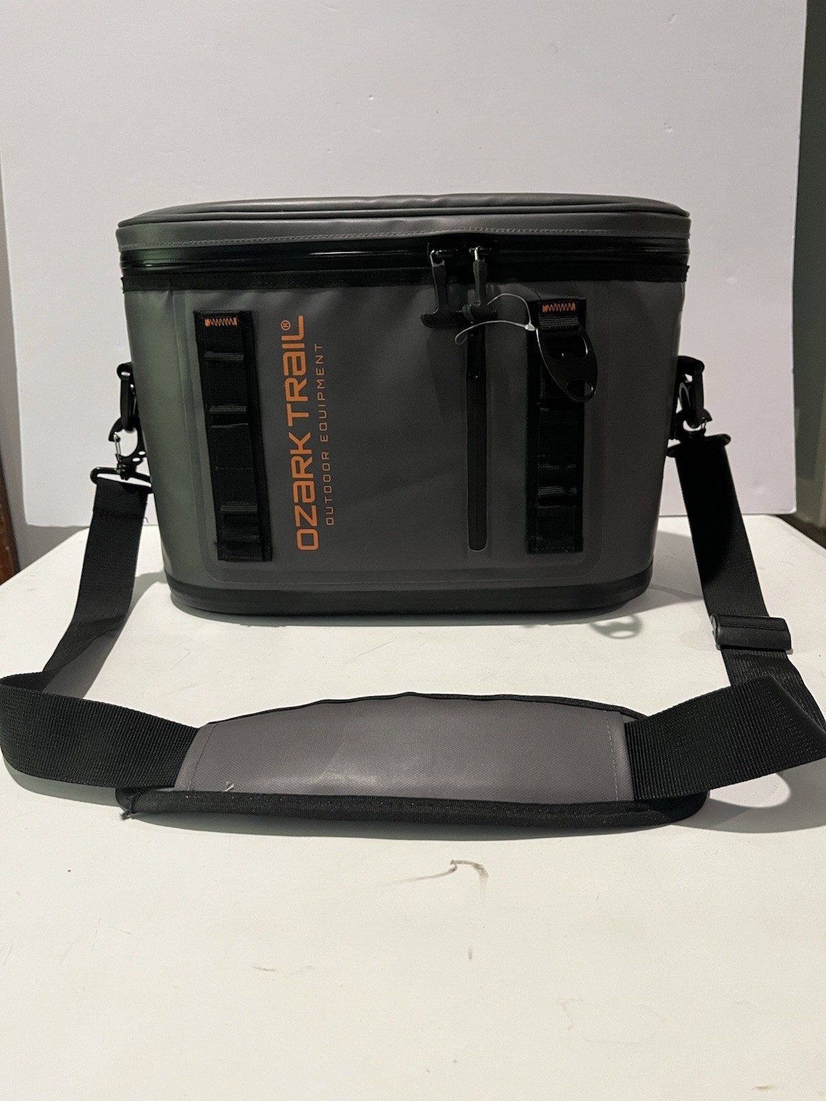 Bag Hard Liner Gray Shoulder Strap