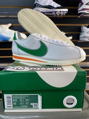 NIKE CLASSIC CORTEZ STRANGER THINGS HAWKINS HIGH SCHOOL SZ 8.5 BRAND NEW