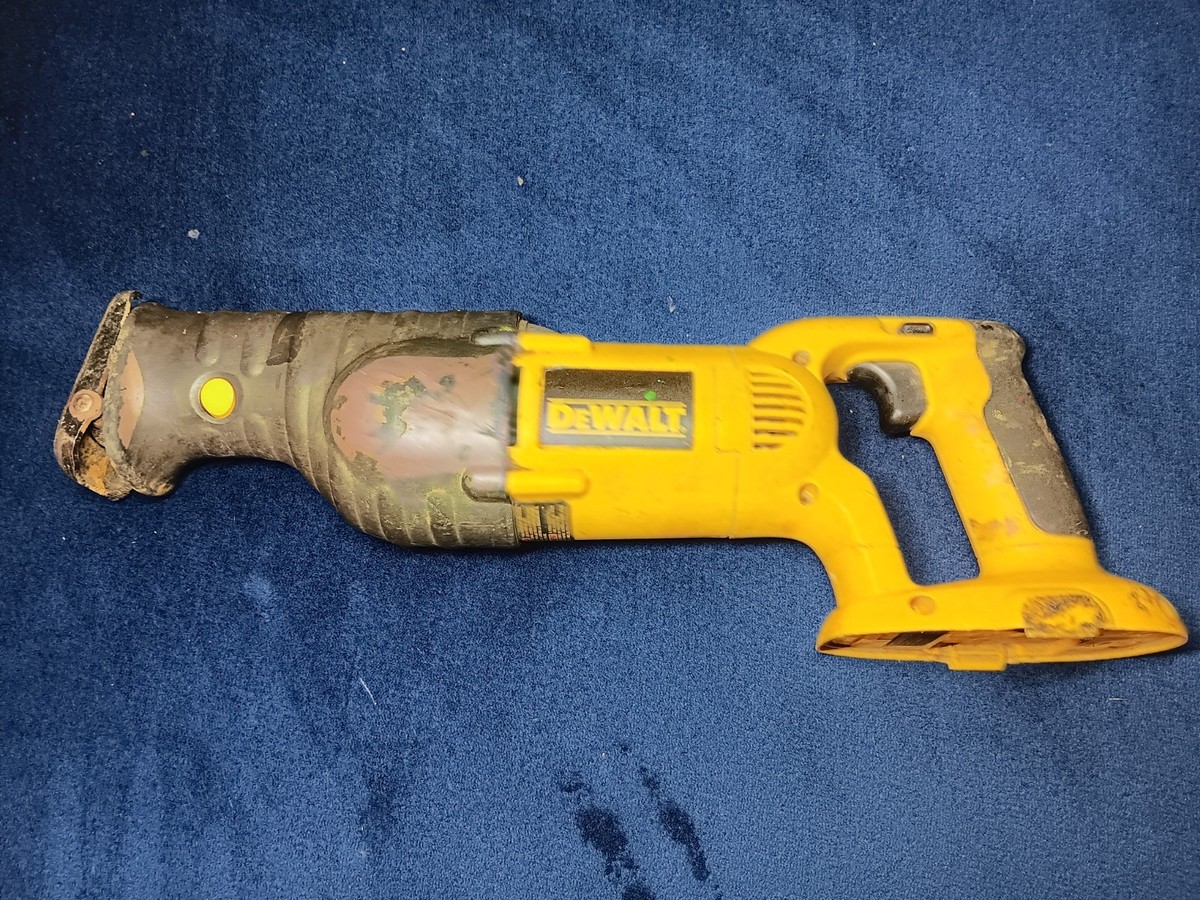 Dewalt DC385 XRP 18 Volt 18V Nicad Reciprocating Saw Bare Tool Tested