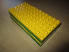 Lego Duplo Bauplatten 6 X 12, 4 Stück, je 2 gelb und 2 grün, neuwertig