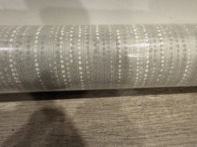Villa Nova Nui Nickel Embossed Vinyl Wall Covering: (1) Roll (11) Yards