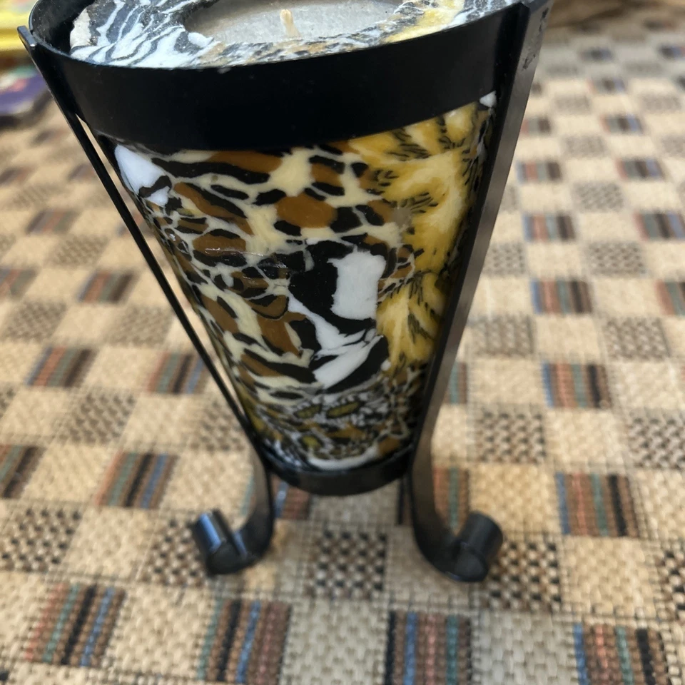 Vela Safari Redonda con Soporte Metal 7 Pulgadas Alto Excelente Estado Foto 4 de 4