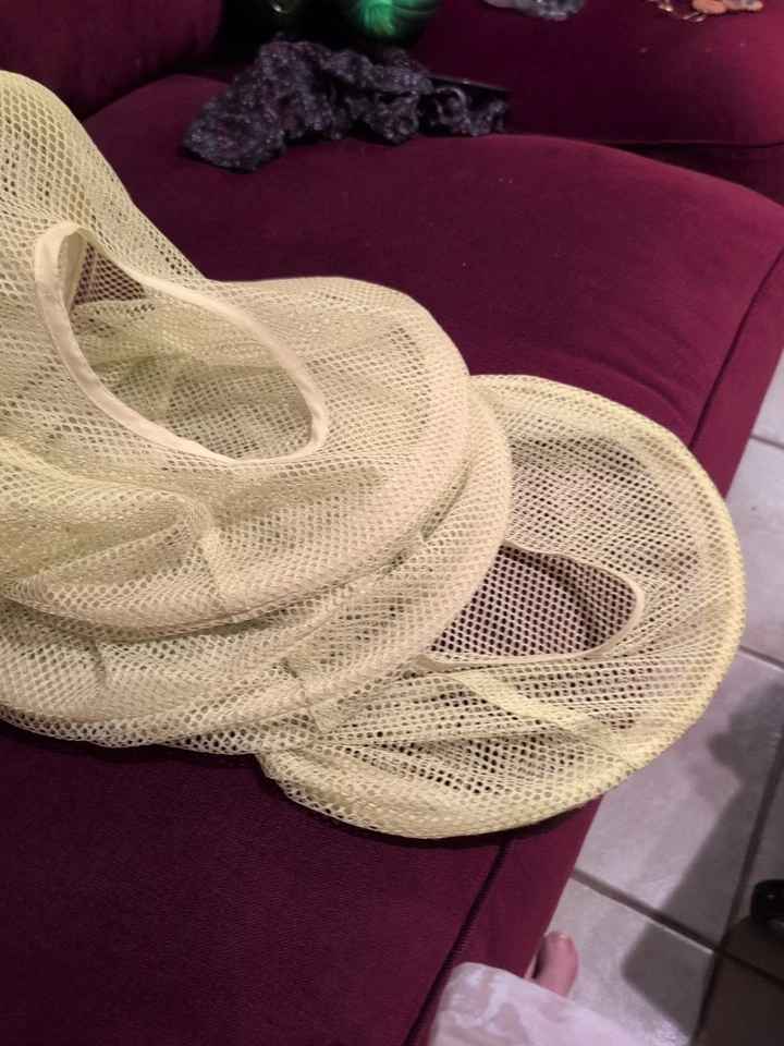 Red colgante IKEA amarilla para niños para peluches y plegable para almacenamiento Foto 3 de 4